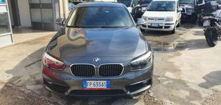 BMW Serie 1 118d 5p. Advantage, Anno 2021, KM 28272 - foto principal
