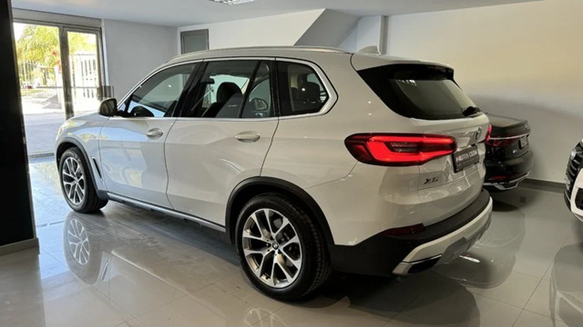 BMW X5 xDrive 30dA - foto principal