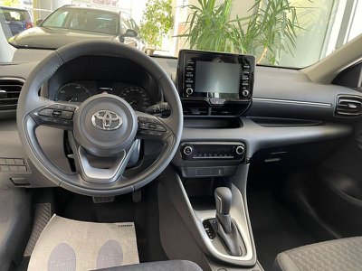Toyota Yaris Cross 1.5 Hybrid 5p. E CVT Active, KM 0 - foto principal