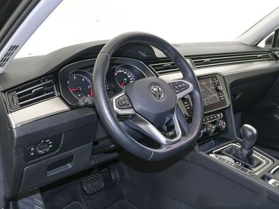 Volkswagen Passat Variant 2.0 TDI 190 CV DSG R LINE, Anno 2020, - foto principal