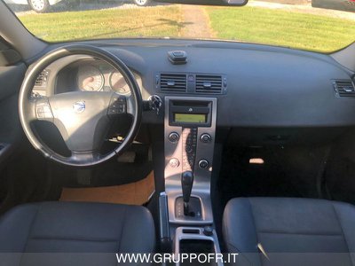 Volvo Xc 60 D4 Awd Geartronic Momentum, Anno 2018, KM 23000 - foto principal