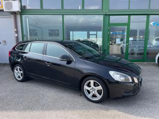 VOLVO V60 Cross Country D3 Geartronic Business (rif. 20618468), - foto principal