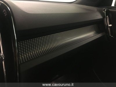 Volvo XC40 B3 automatico Plus Dark, KM 0 - foto principal